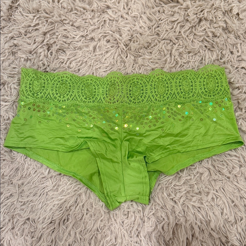 NWT VTG Victoria’s Secret Silky Satin Logo Green Sequin Hiphugger Lace Small